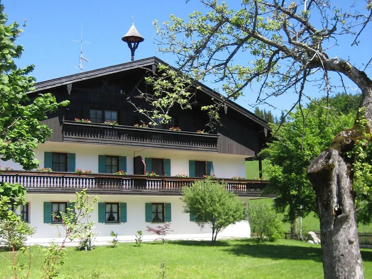Apartment Ferienwohnung Gschwendtnerhof App4 App5 Pätzig Aschau im Chiemgau